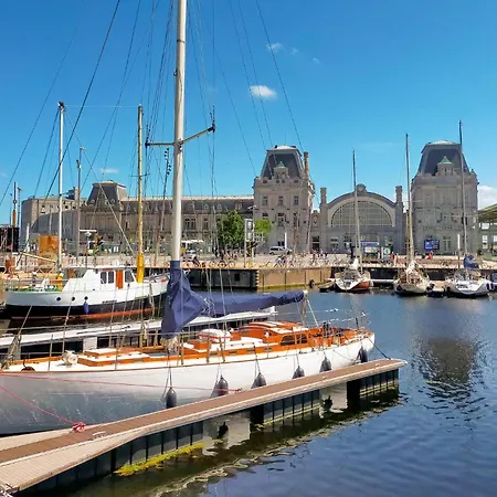 Cozy In With Wifi Апартаменты